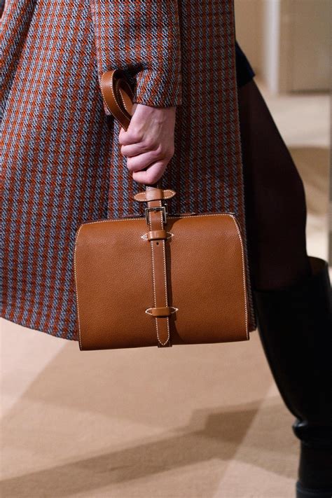 hermes runway bag 2019|hermes kelly move bag.